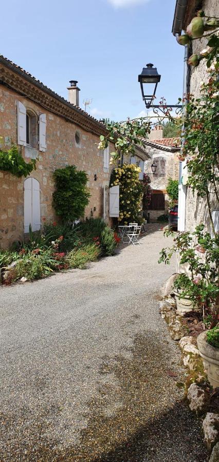 La Maison Des Cornieres Fources Exterior photo